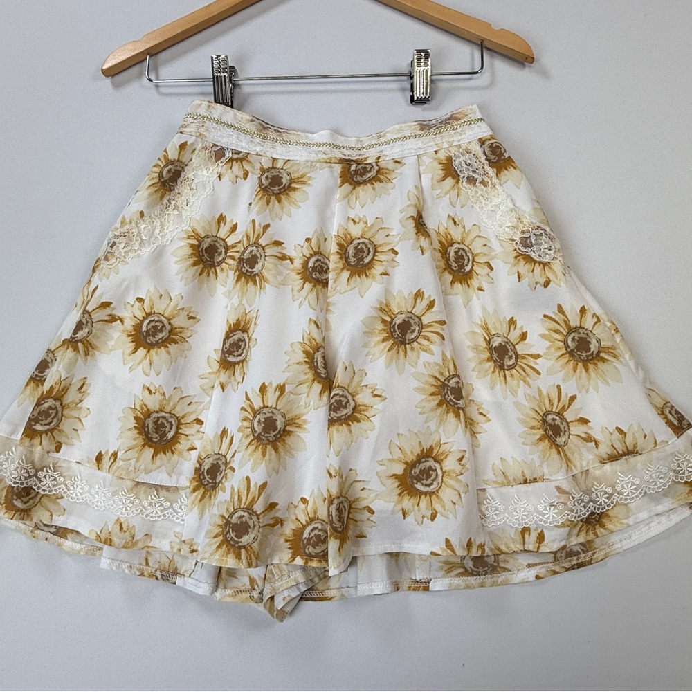 Axes Femme Floral Sunflower Skirt with Lace Trim